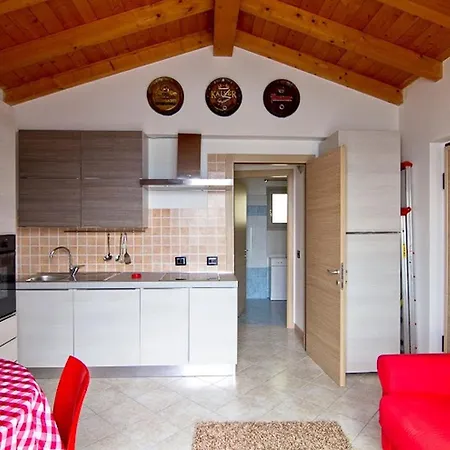 Enjoyiseolake - Dante With Spacious Balcony And View Apartman